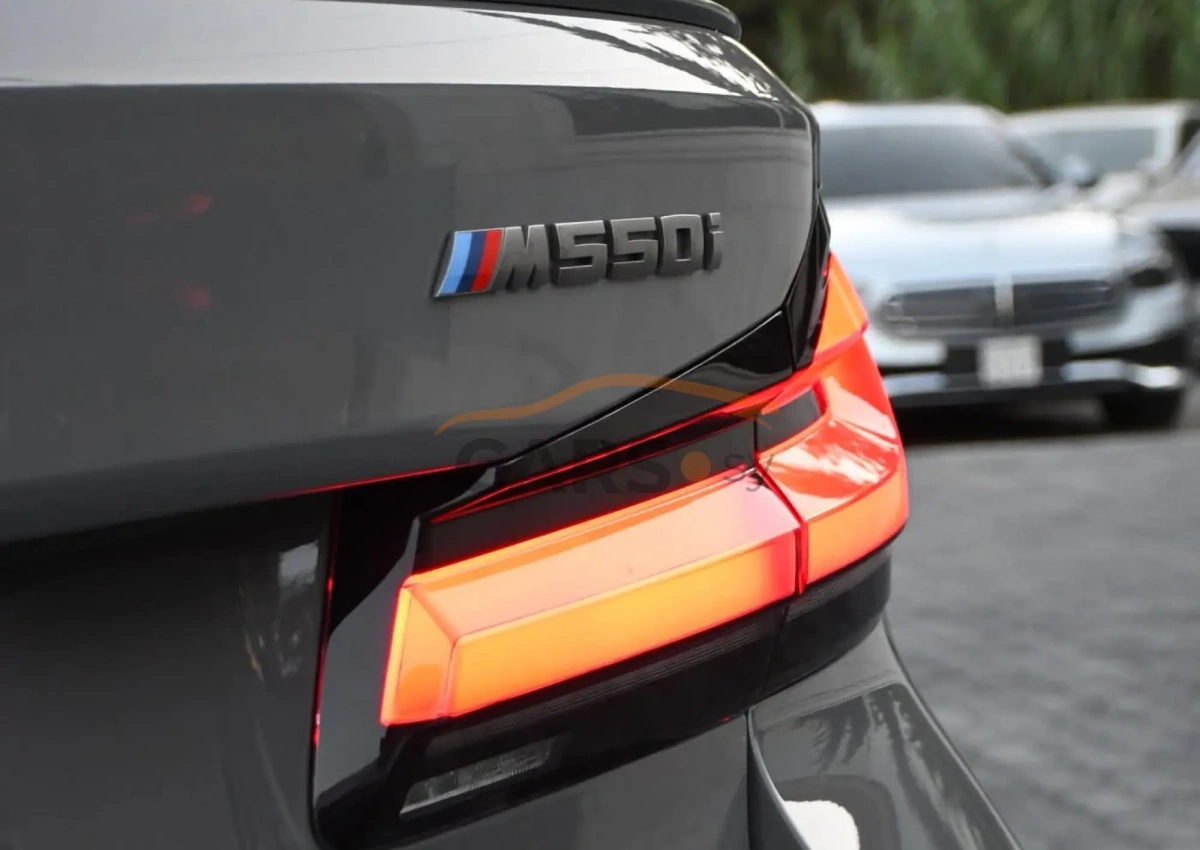 BMW 550 <span></span>