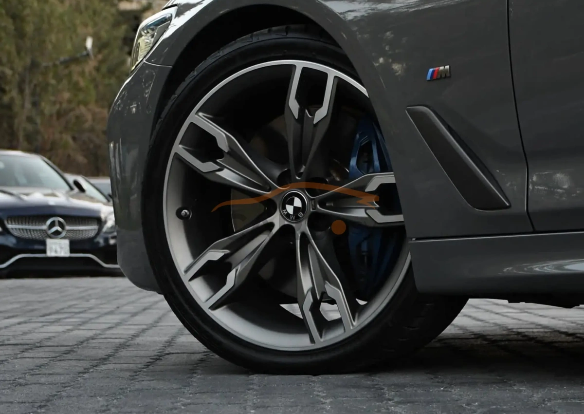 BMW 550 <span></span>