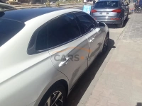 Hyundai Grandeur <span></span>