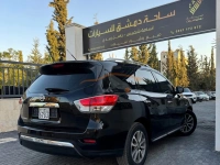 Nissan Pathfinder <span></span>