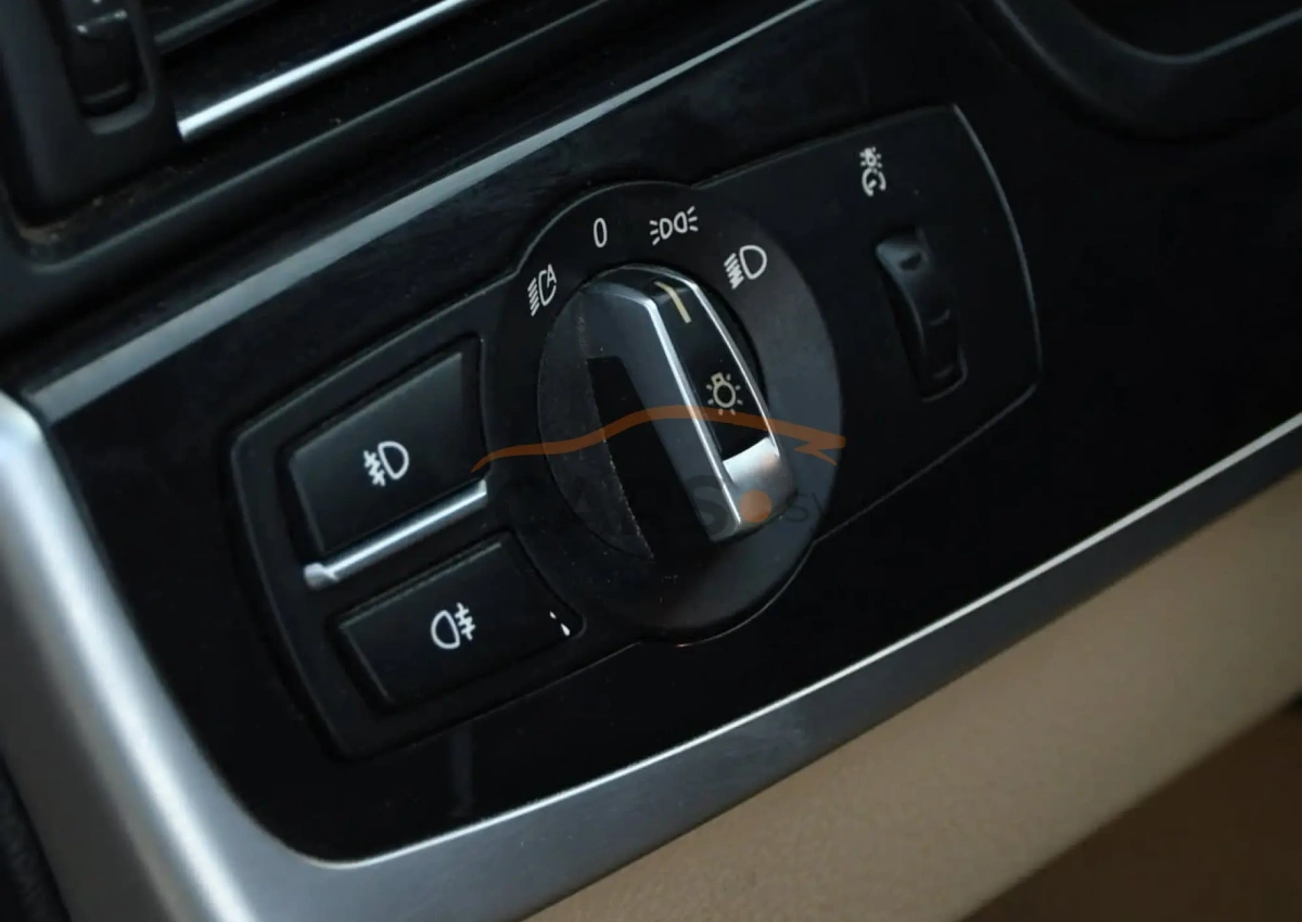 BMW 520 <span></span>