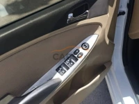 Hyundai Accent <span></span>