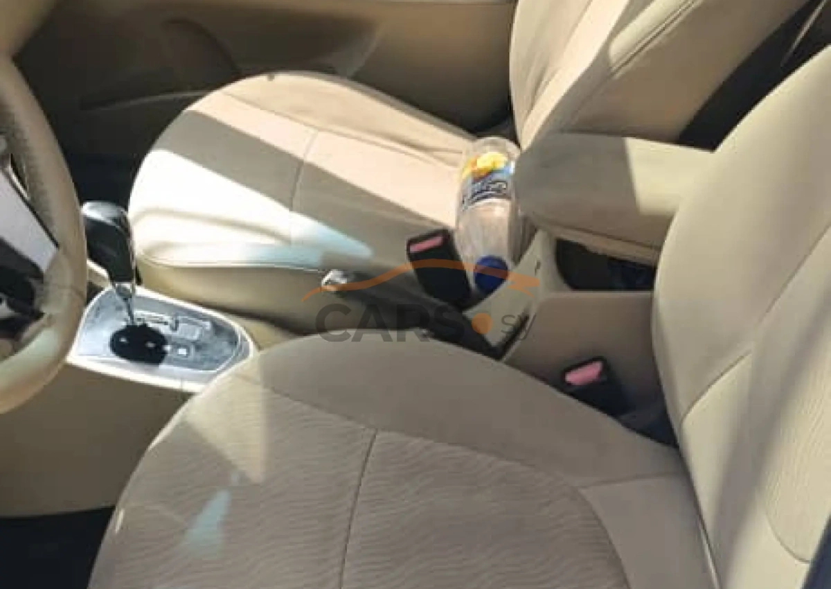 Hyundai Accent <span></span>