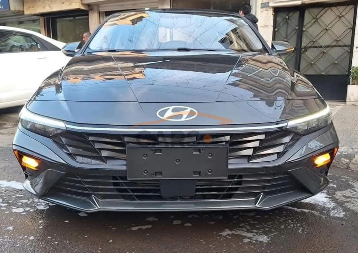 Hyundai Elantra <span></span>