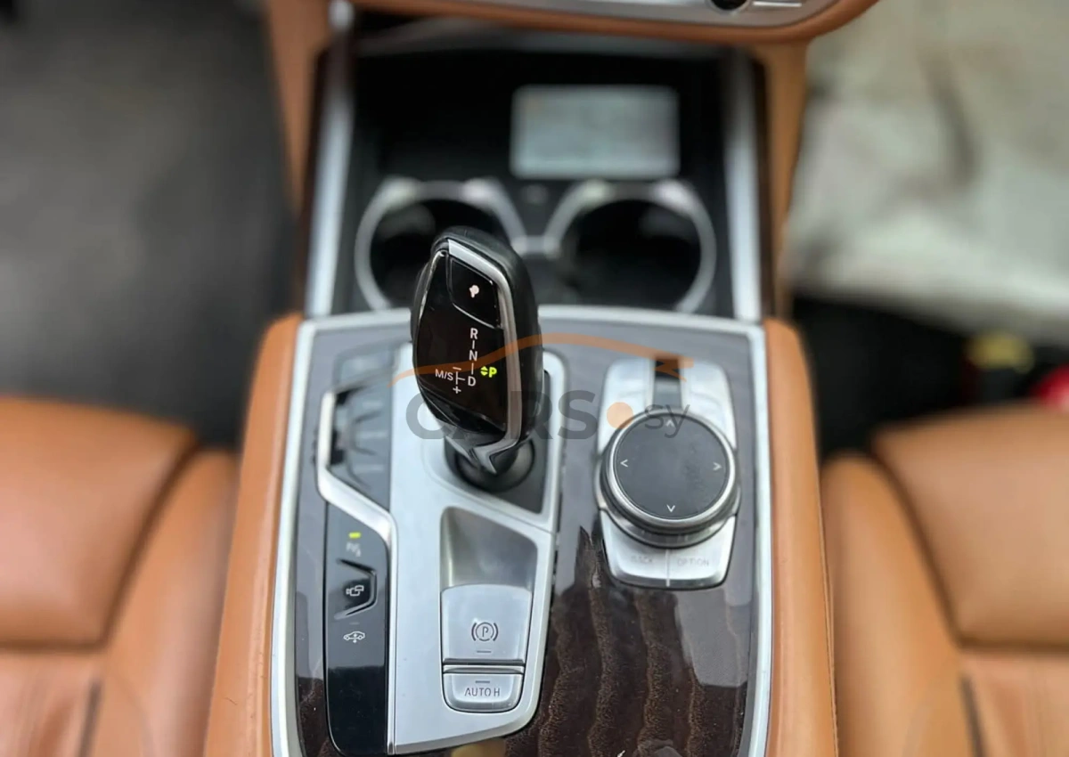 BMW 730 <span></span>