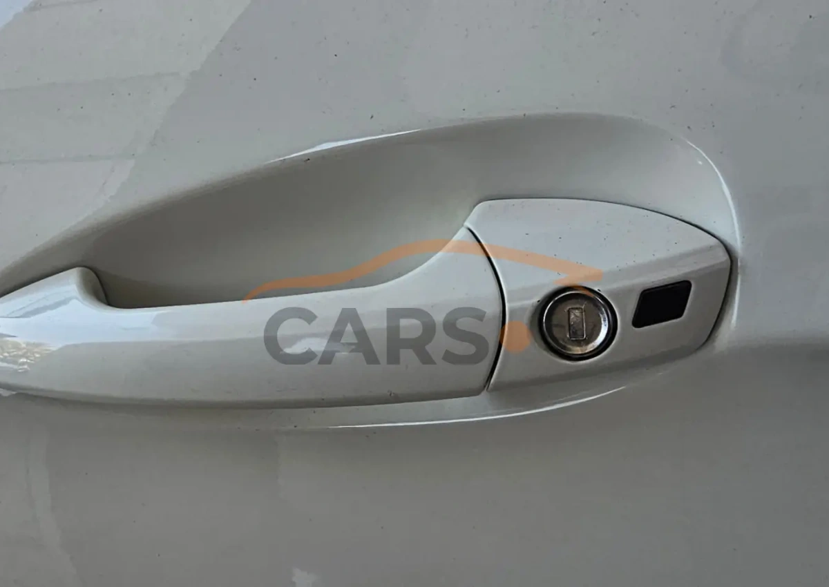 Mercedes-Benz E 300 <span></span>