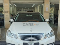 Mercedes-Benz E 300 <span></span>