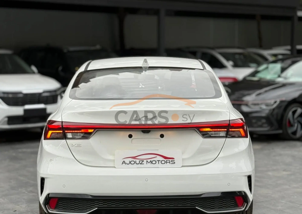 Kia K3 <span></span>