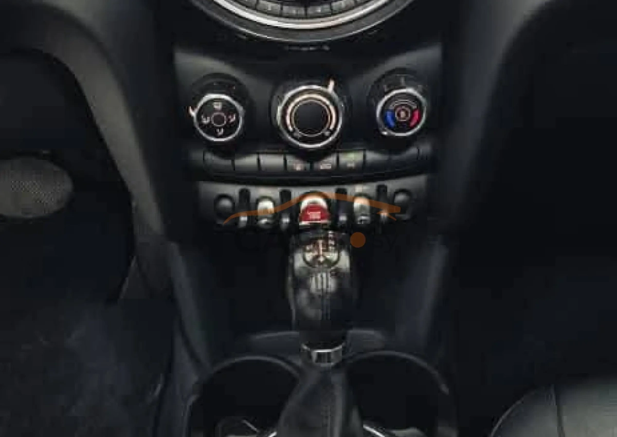 Mini Cooper <span></span>