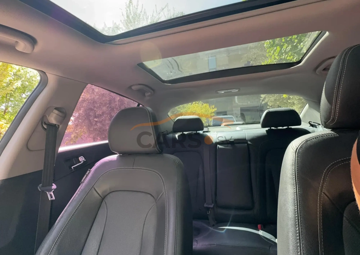 Kia K5 <span></span>