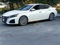 Nissan Altima <span></span>