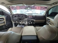 Toyota Sequoia <span></span>