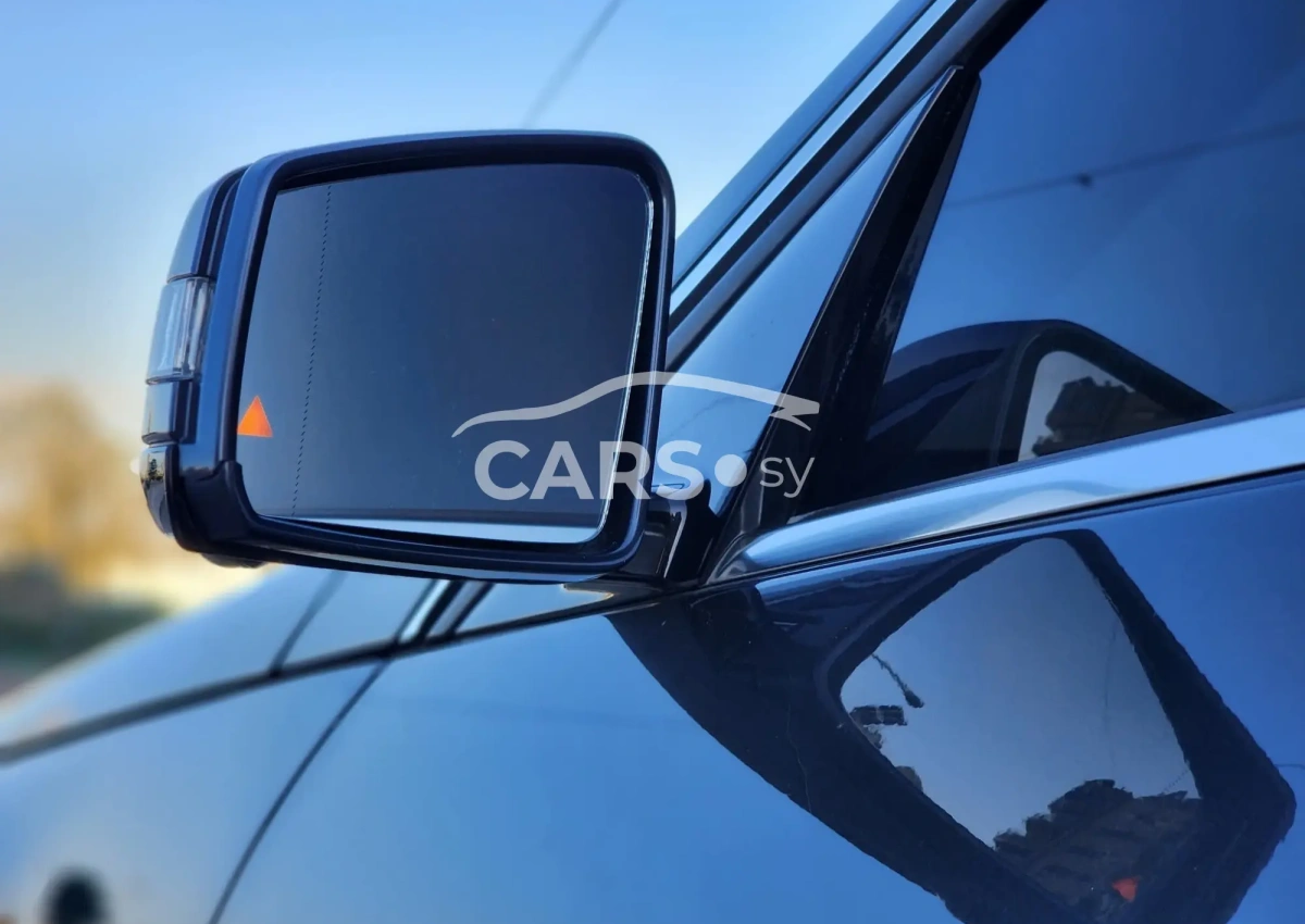 Mercedes-Benz E 300 <span></span>