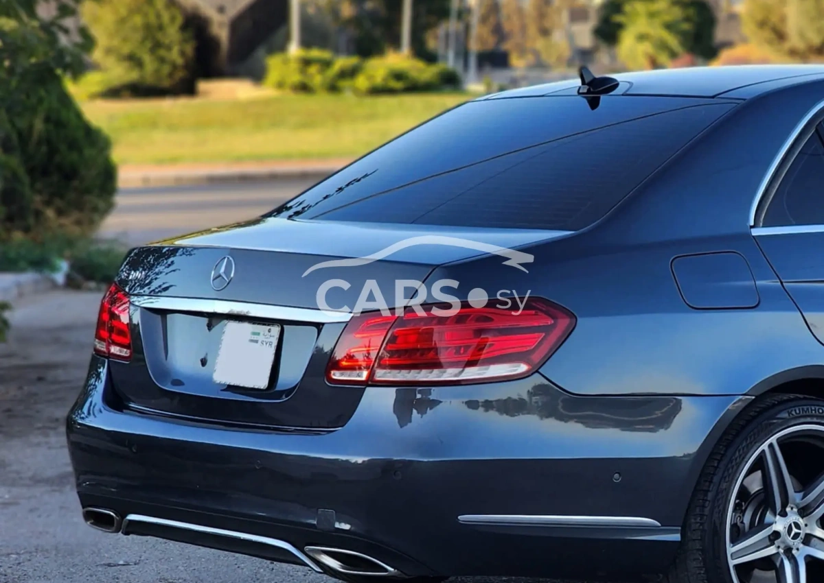 Mercedes-Benz E 300 <span></span>