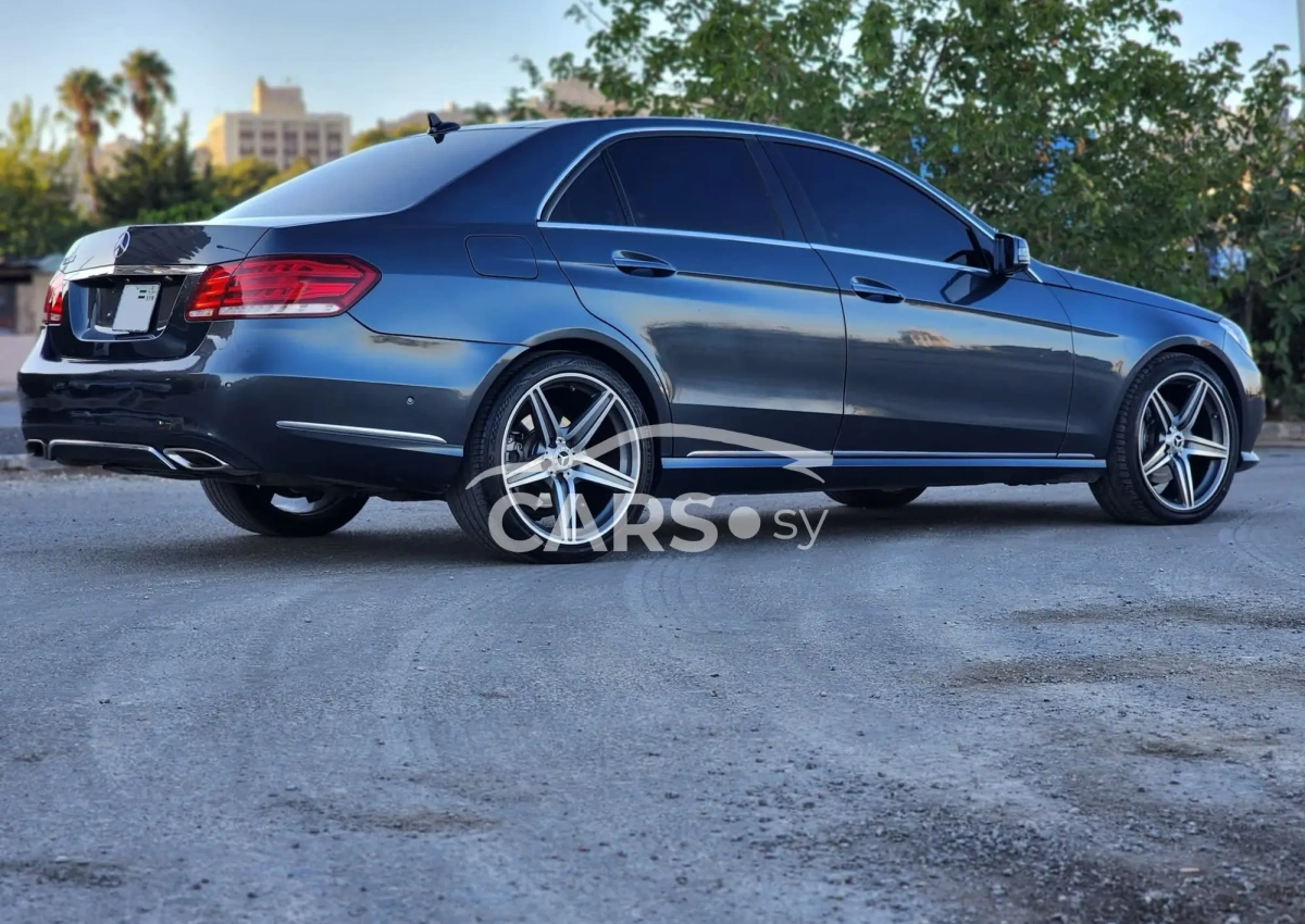 Mercedes-Benz E 300 <span></span>