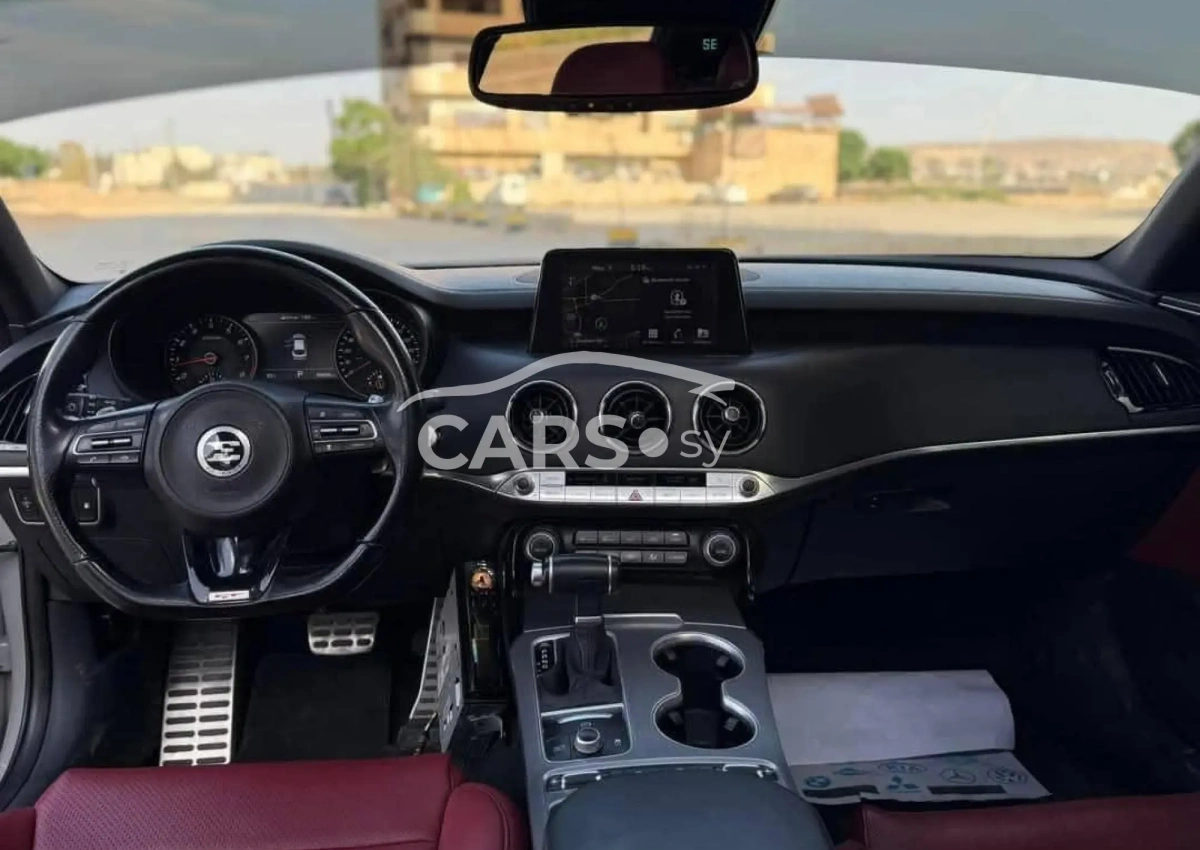 Kia Stinger <span></span>