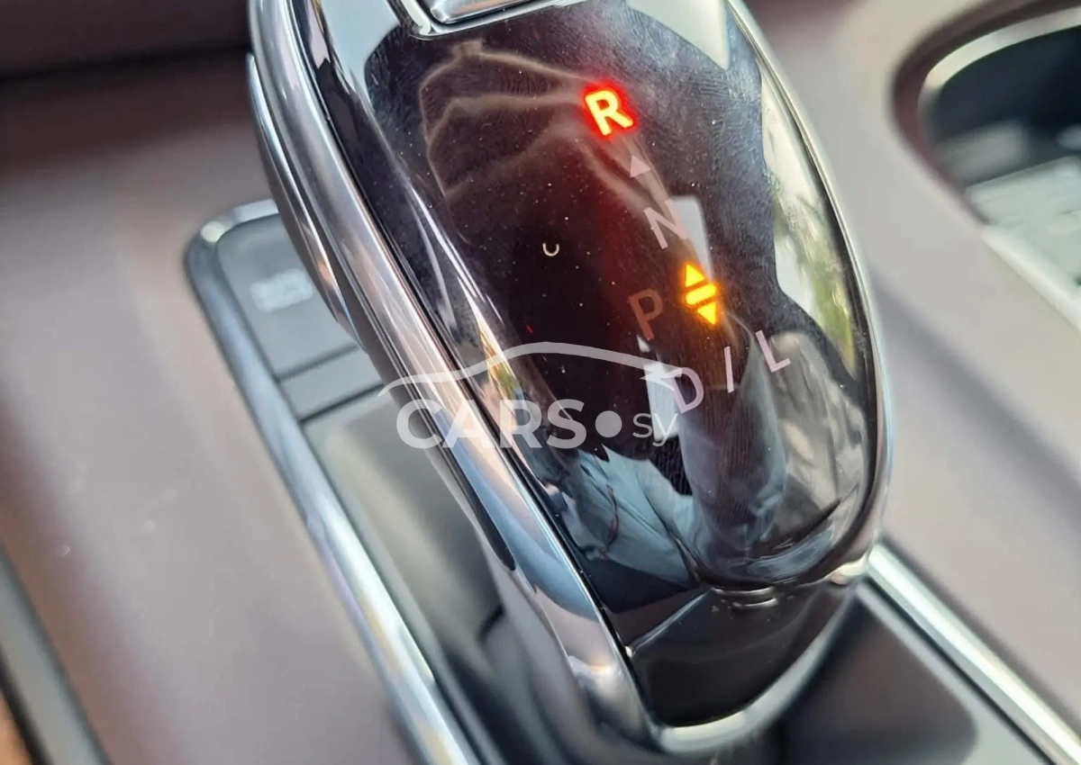 Cadillac Escalade <span></span>