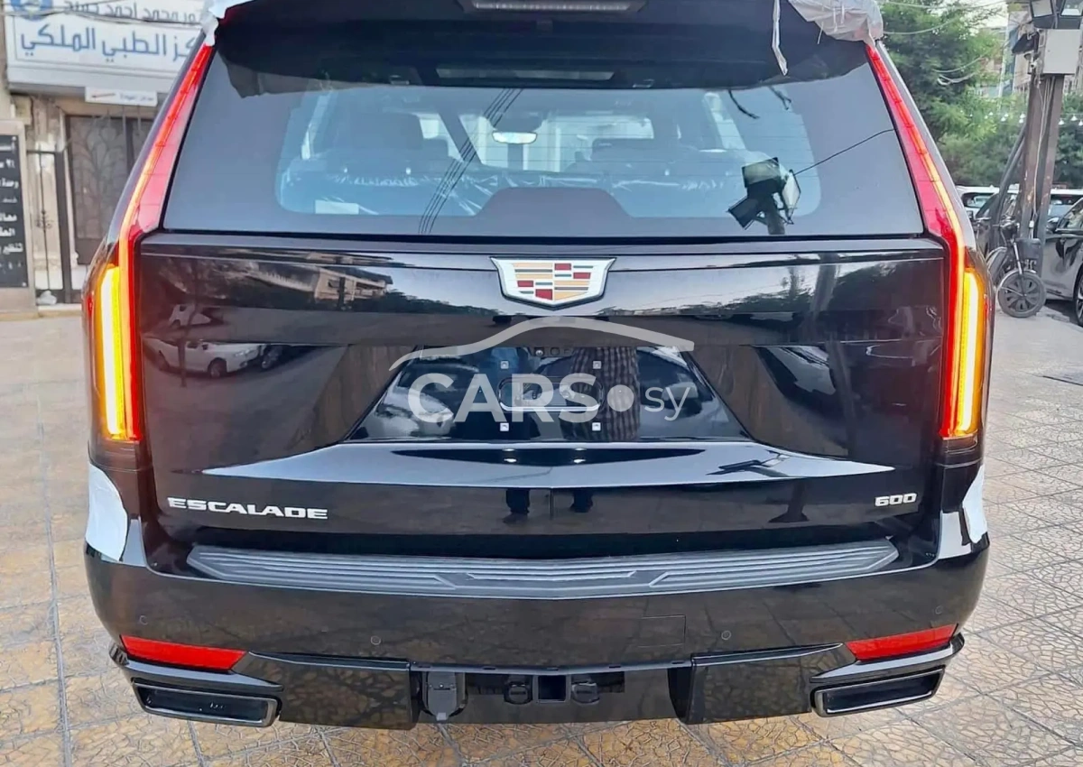 Cadillac Escalade <span></span>