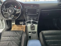 VW Golf <span></span>