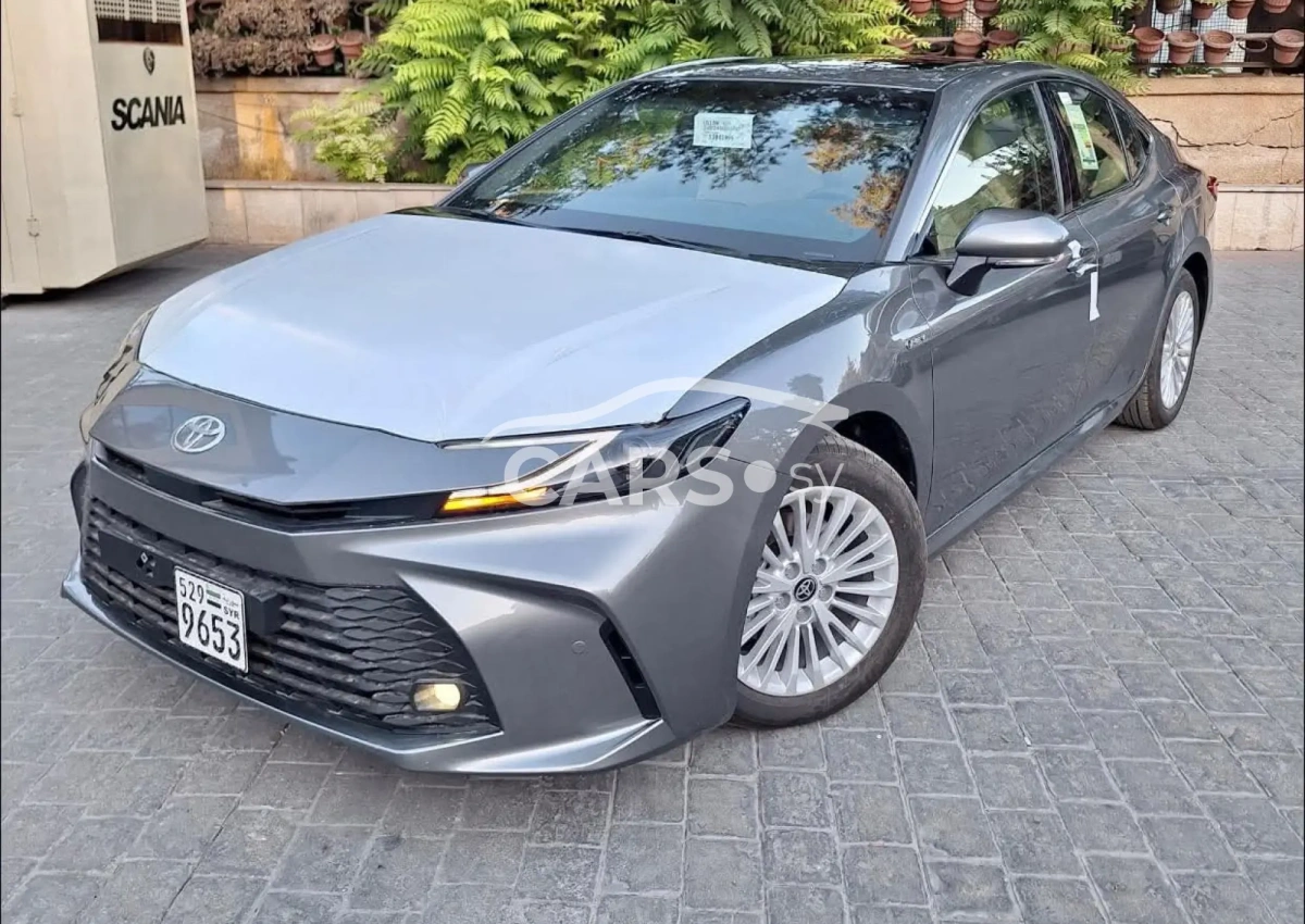 Toyota Camry <span></span>