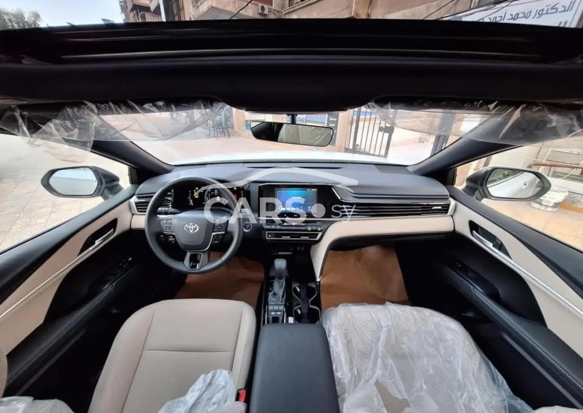 Toyota Camry <span></span>