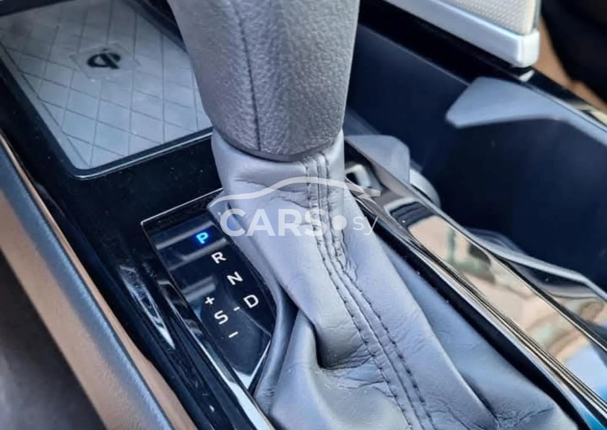 Toyota Camry <span></span>