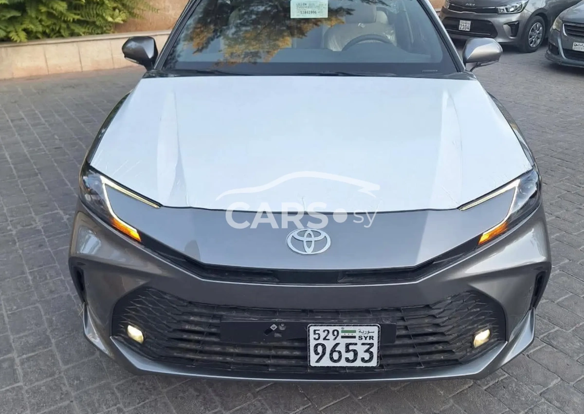 Toyota Camry <span></span>