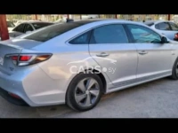 Hyundai Sonata <span></span>