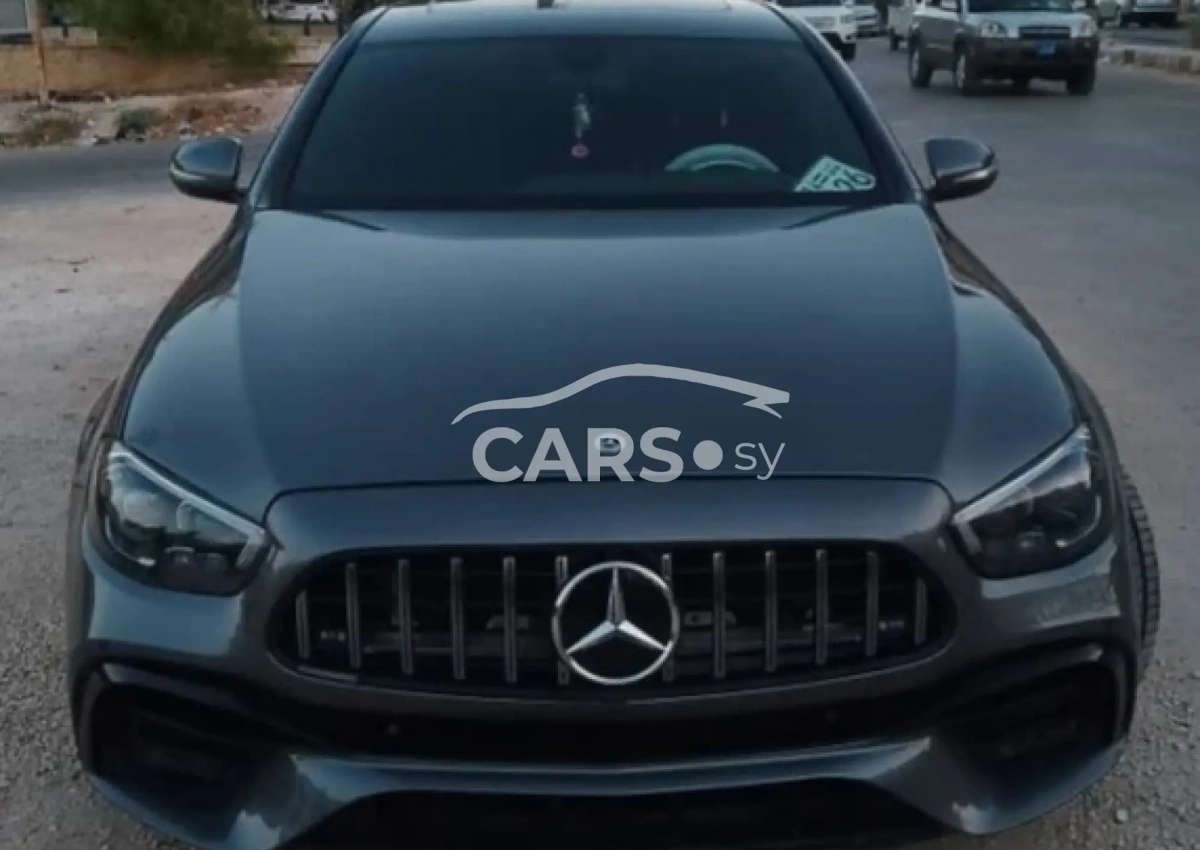 Mercedes-Benz E 300 <span></span>