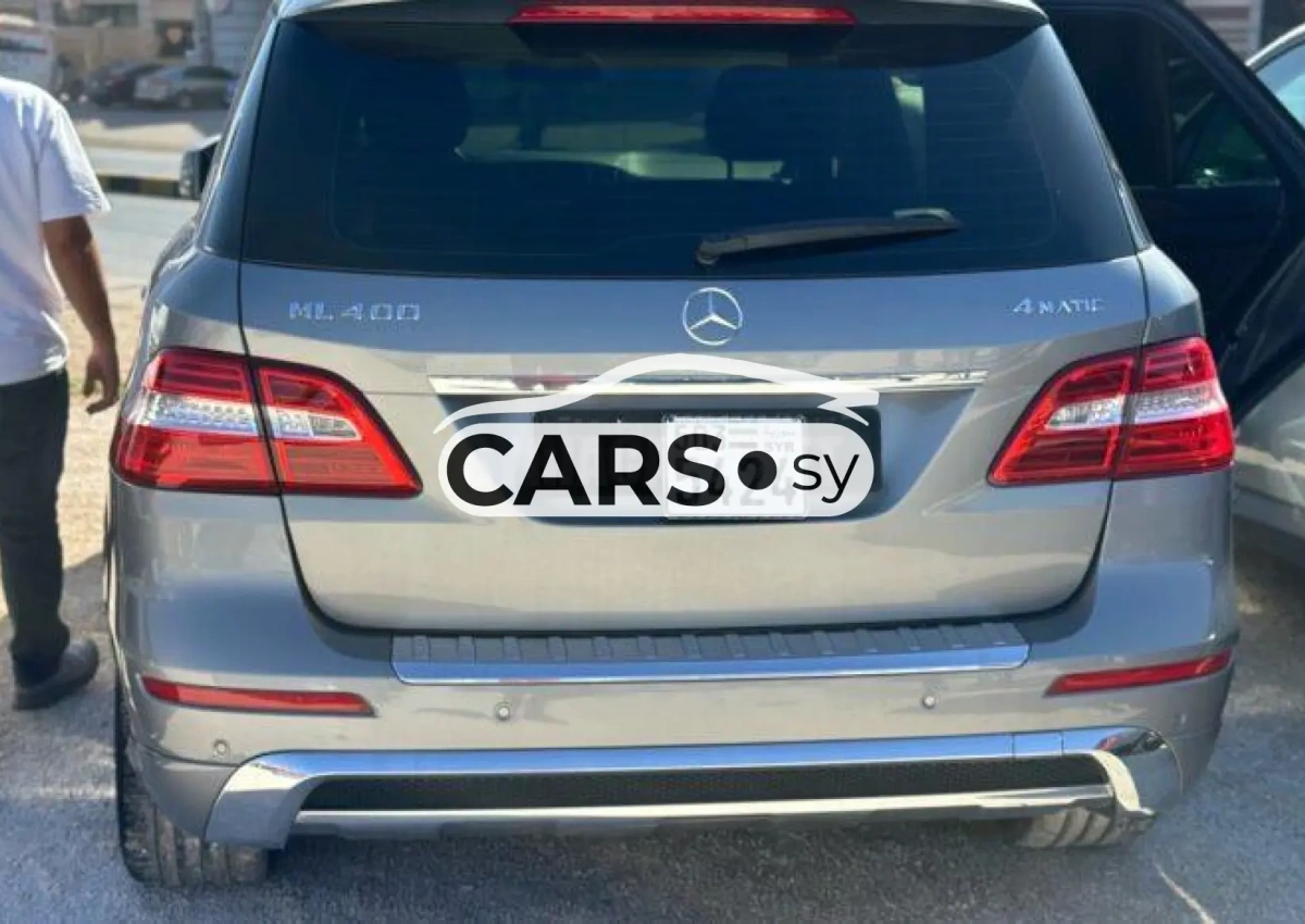 Mercedes-Benz ML 400