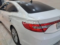 Hyundai Grandeur <span></span>