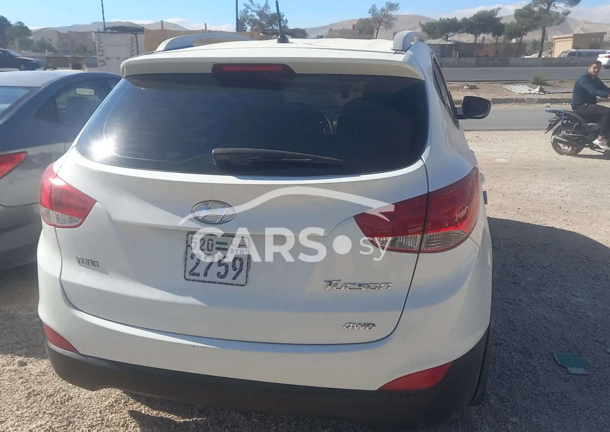 Hyundai Tucson <span></span>