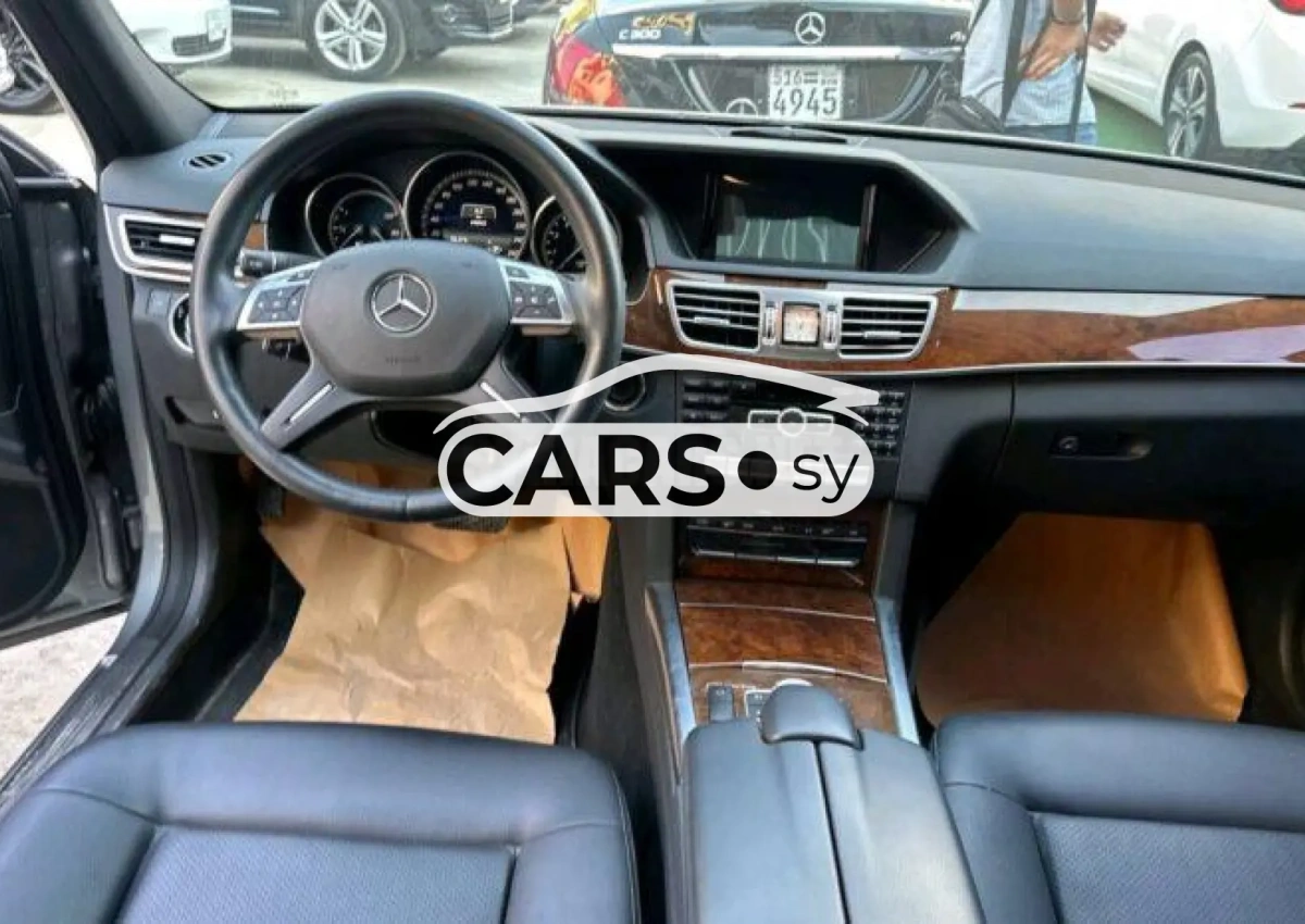 Mercedes-Benz E 200