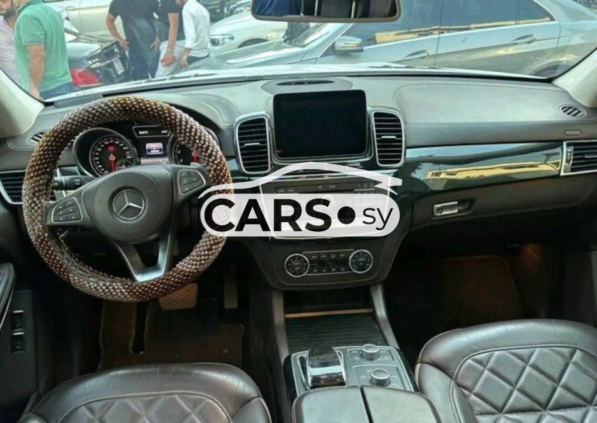 Mercedes-Benz GLS 500