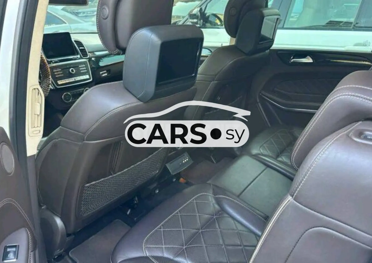 Mercedes-Benz GLS 500