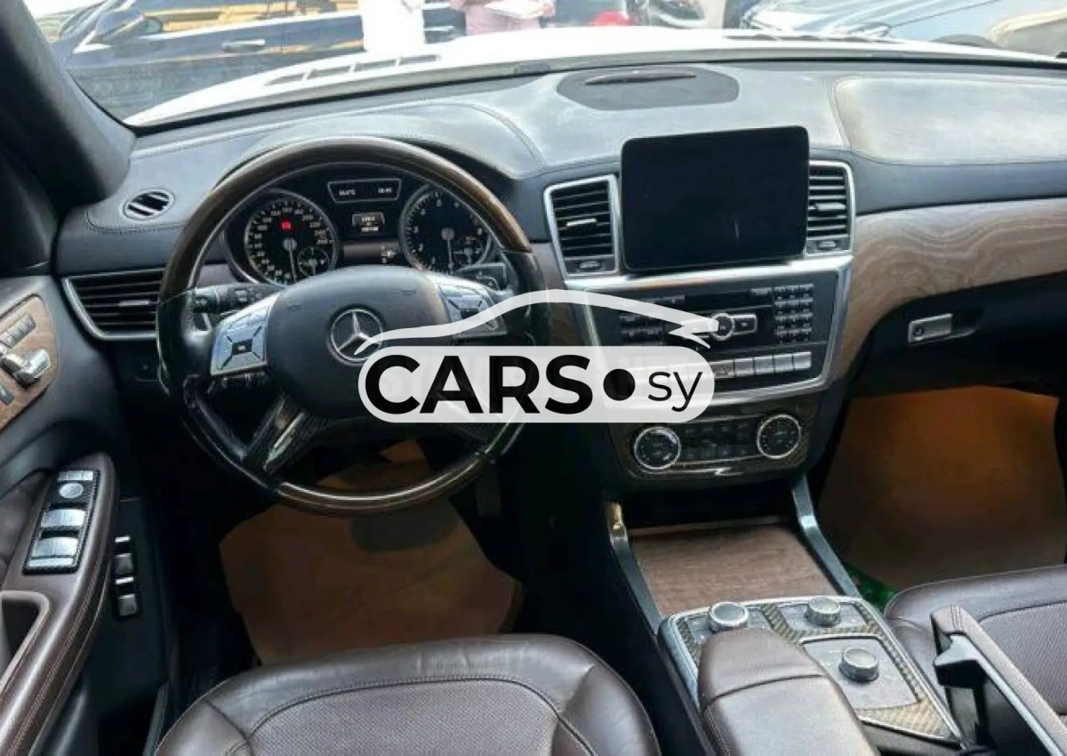 Mercedes-Benz GL 500