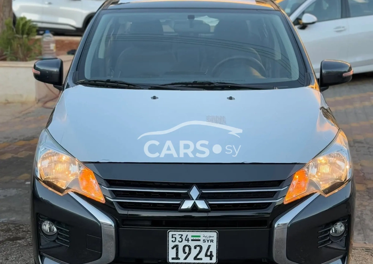 Mitsubishi Attrage <span></span>