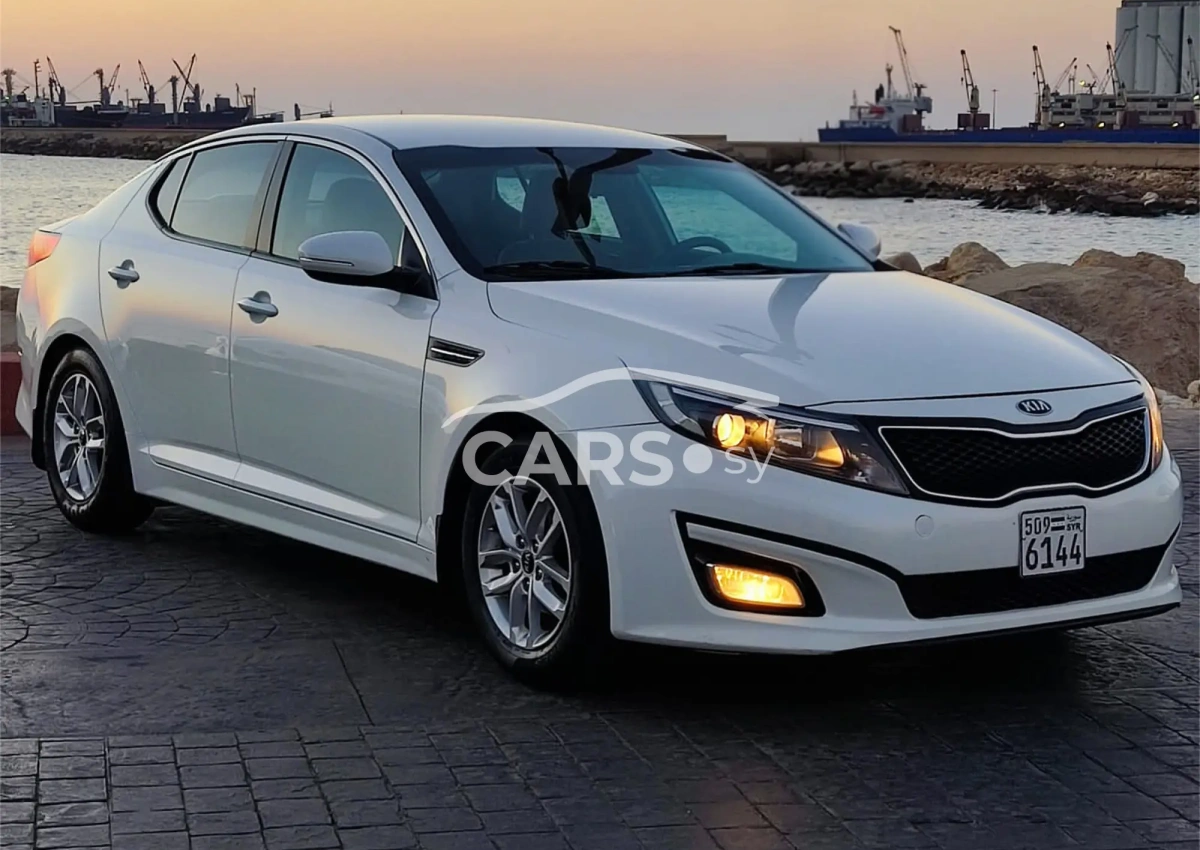 Kia K5 <span></span>