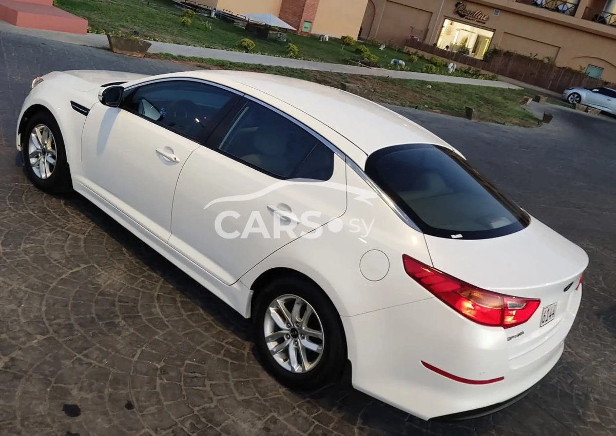 Kia K5 <span></span>