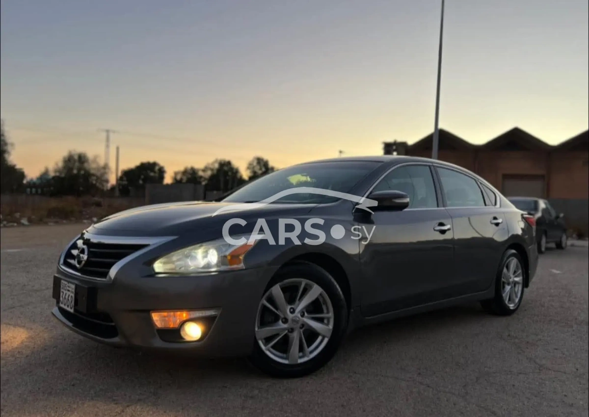 Nissan Altima <span></span>