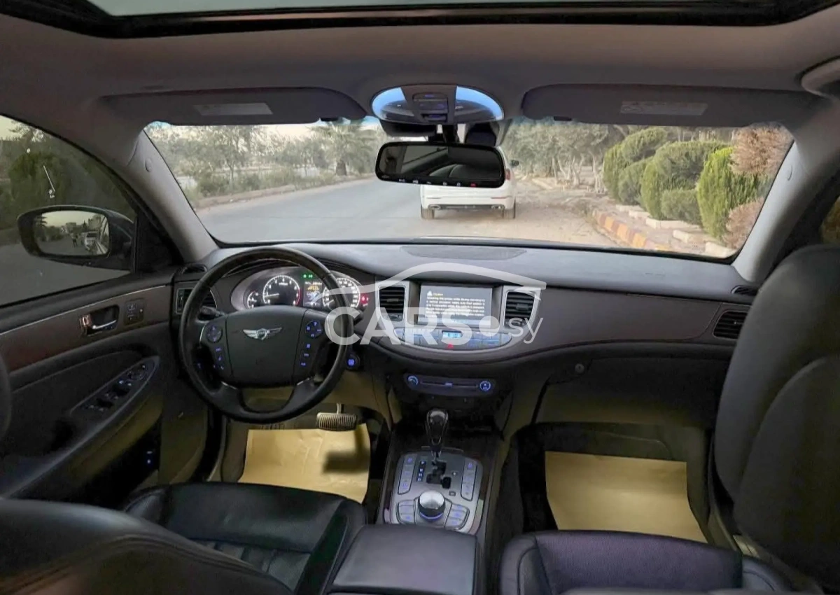 Hyundai Genesis <span></span>