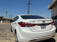 Hyundai Elantra <span></span>