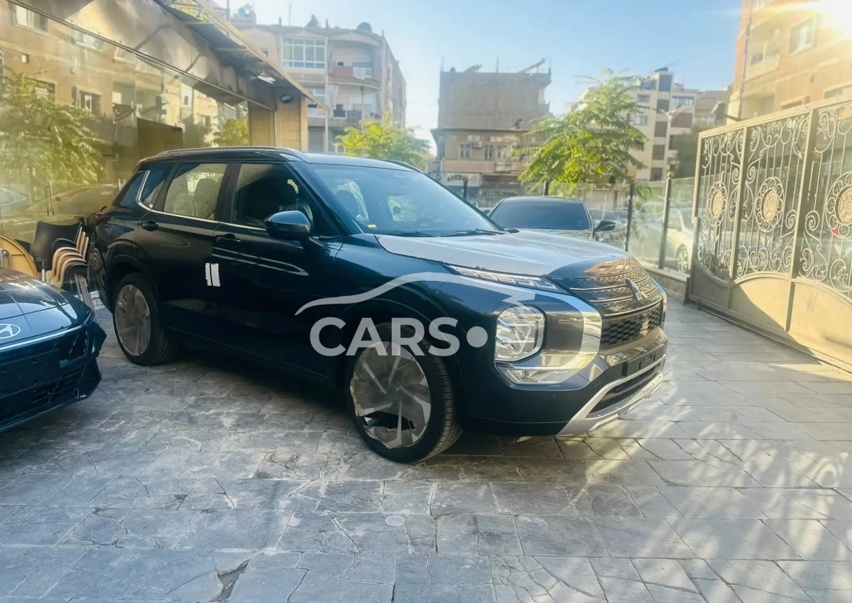 Mitsubishi Outlander <span></span>